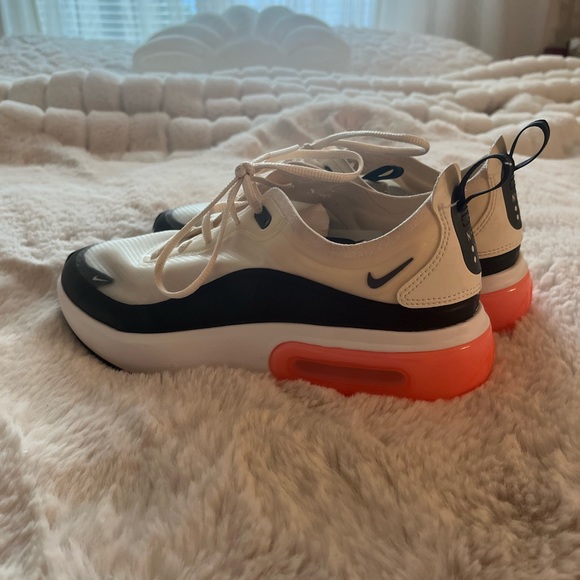 Womens Nike Air Max Sneakers Size 9 - Picture 14 of 14
